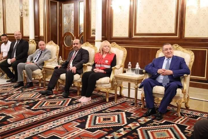 3 وزراء جزائريين يصلون الى ليبيا