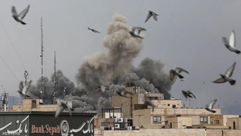 — الحرب على إيران تلقي بظلالها على انتخابات التجديد النصفي في نوفمبر القادم المقبل في الولايات المتحدة