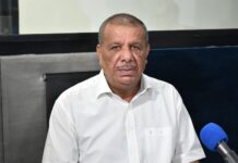 نائب يصف وزيراً سابقاً بـ »الكلب المسعور ».. سجال سياسي ينحدر إلى مستوى غير مسبوق